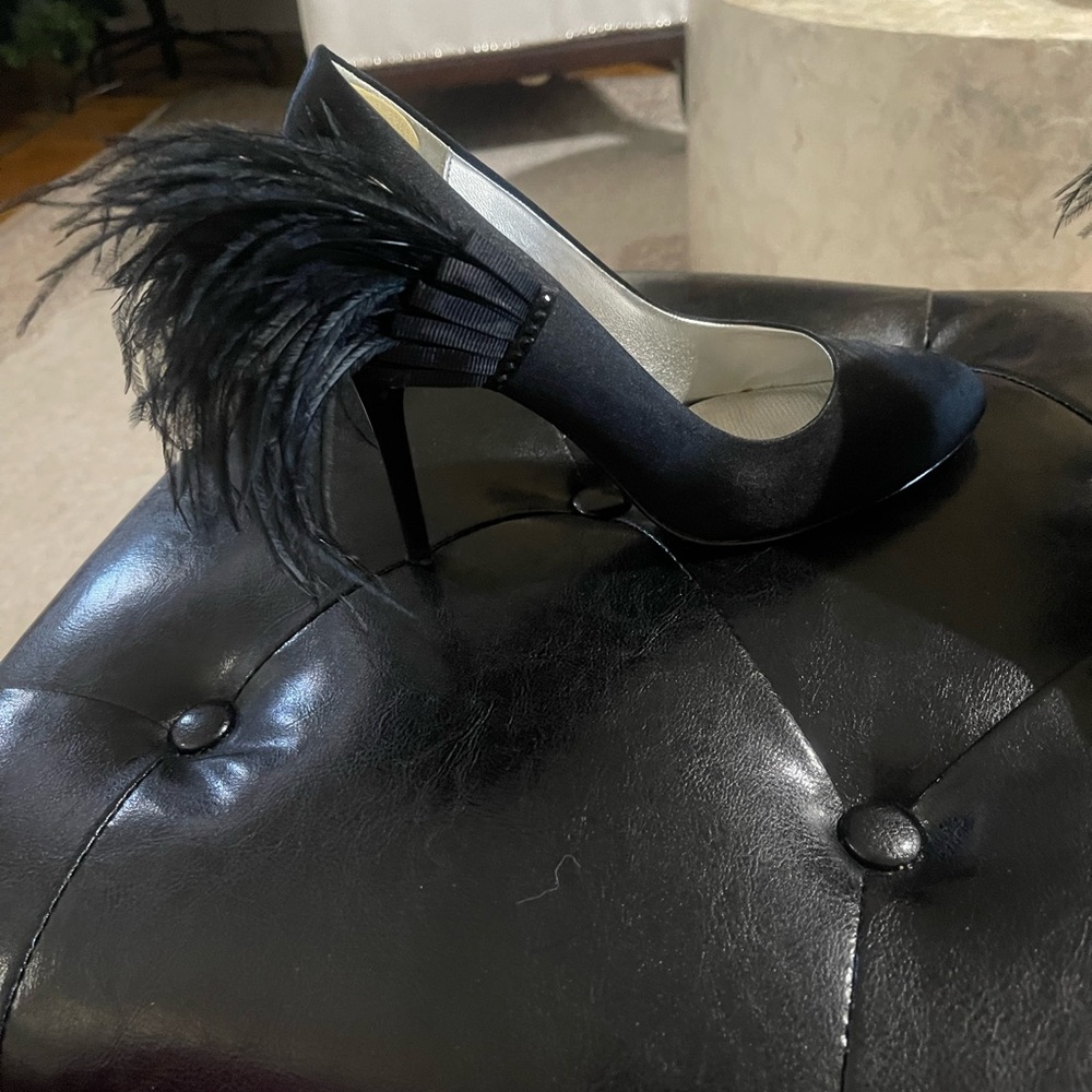 Nina feathered satin pumps